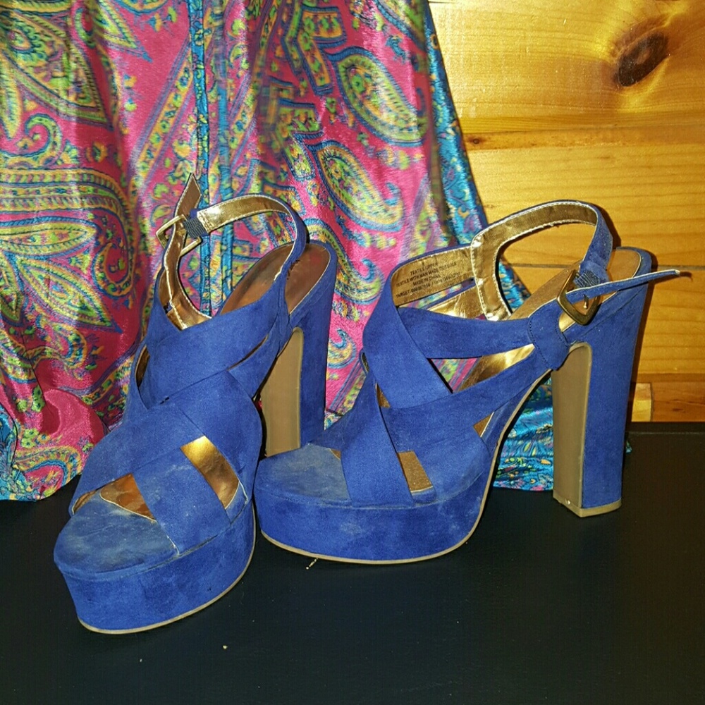 Criss Cross Platform Slingback